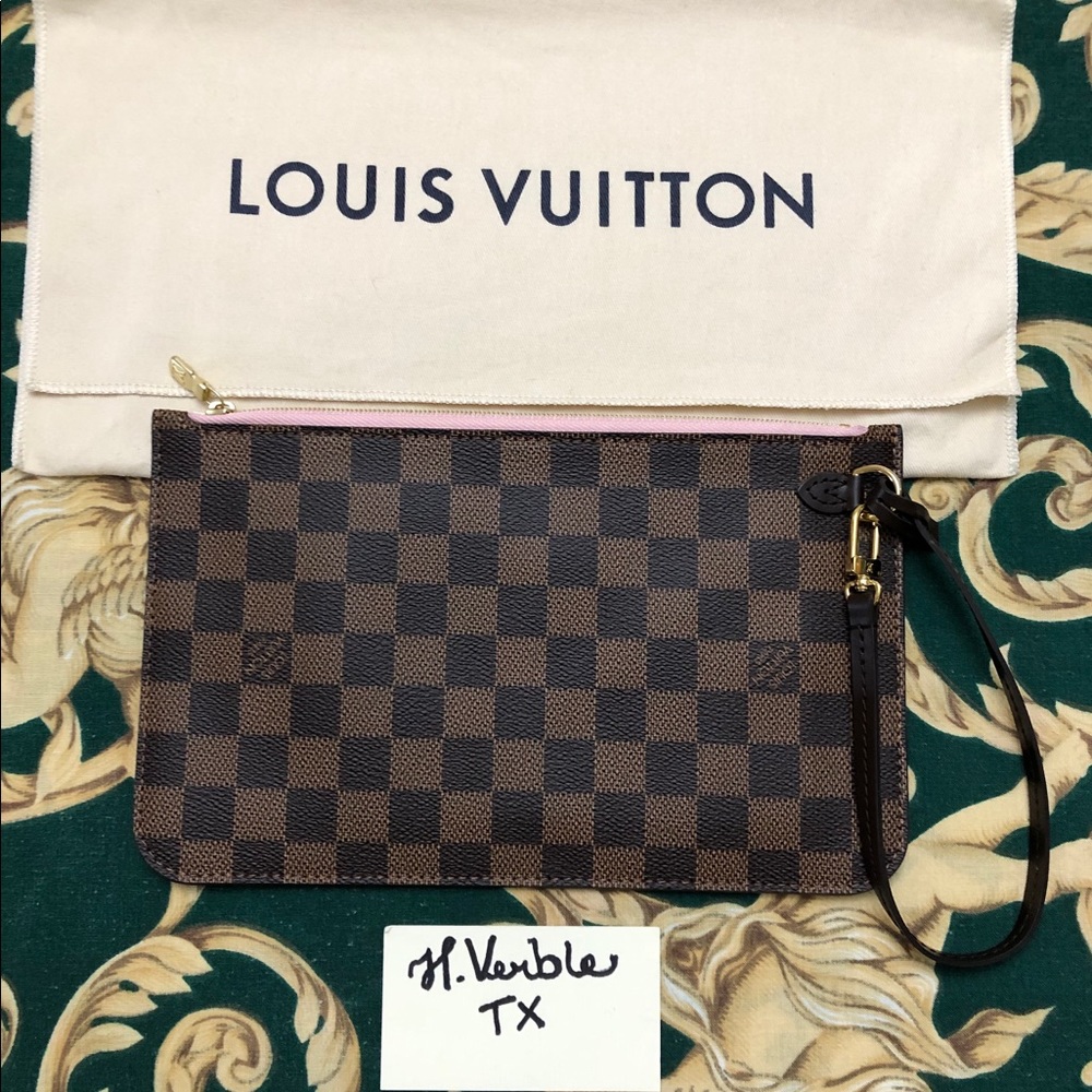 💝 SOLD 💝Louis Vuitton Neverfull MM/GM Pochette